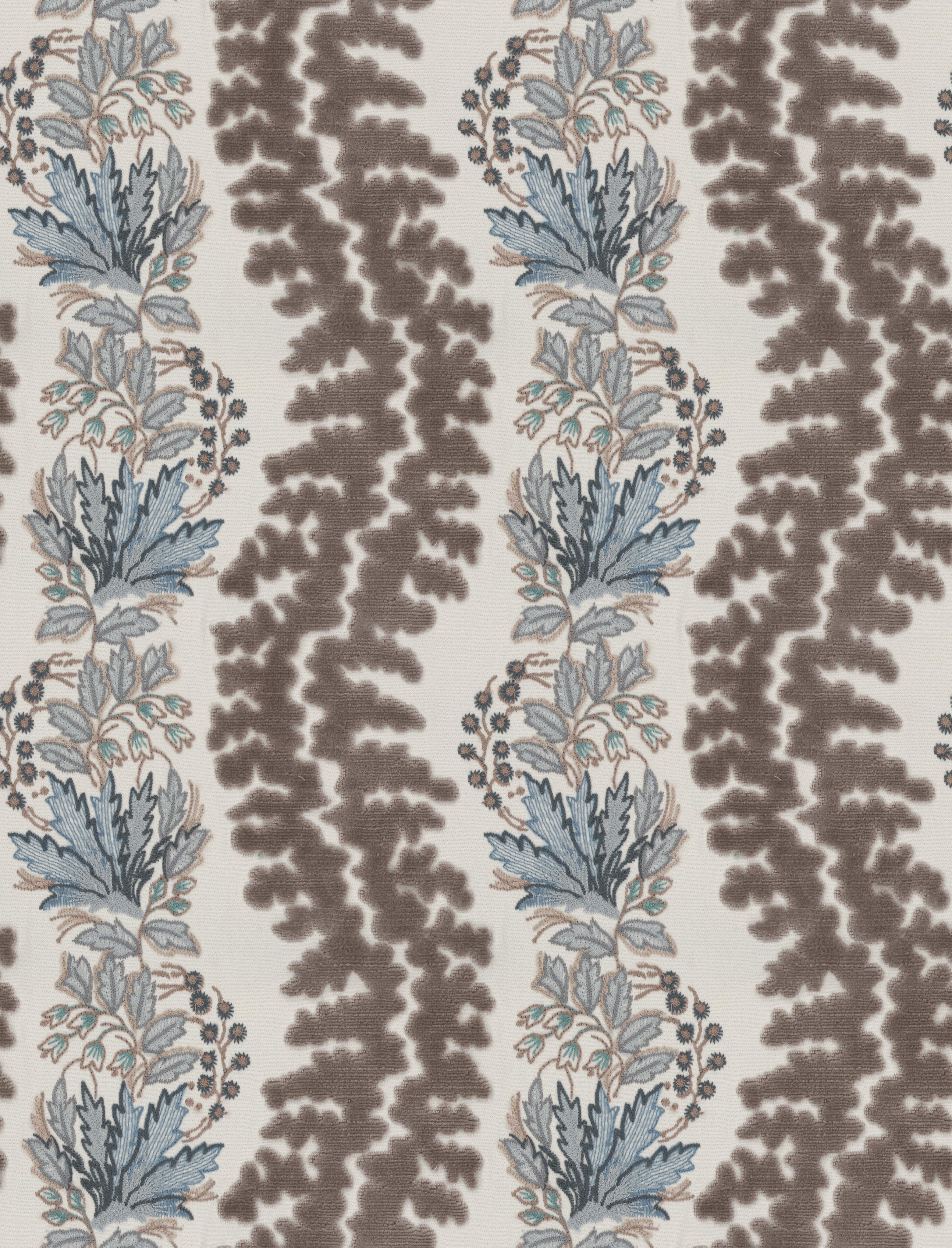 Rambling Vine - 857